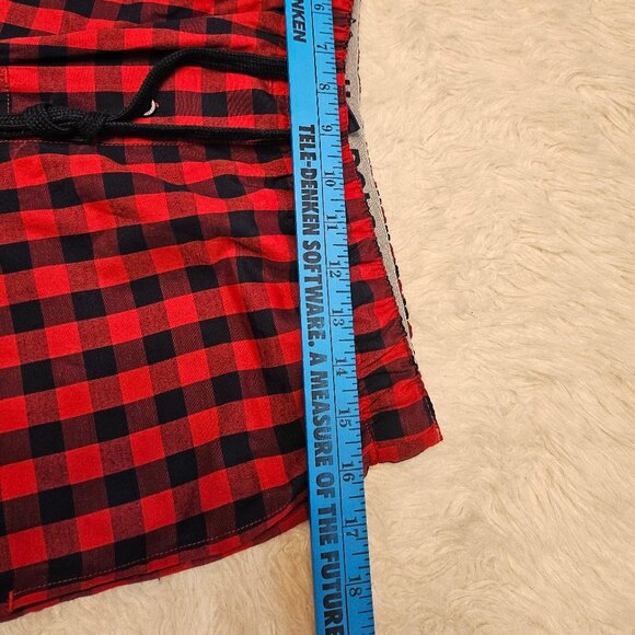 U.S. Polo Assn. Men's Red and Blue Plaid Boxer Shorts Size: L - Picture 4 of 8